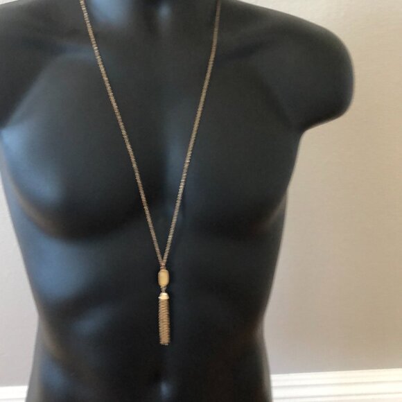 Various Necklaces - Picture 7 of 14